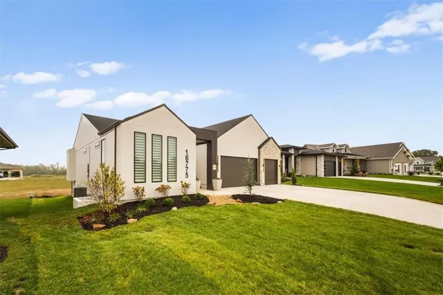 $630,000 | 16775 South Fellows Street, Olathe, KS 66062