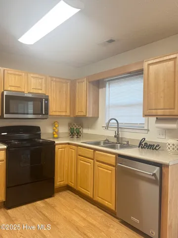 $1,750 | 206 Red Carnation Drive, Holly Ridge, NC 28445