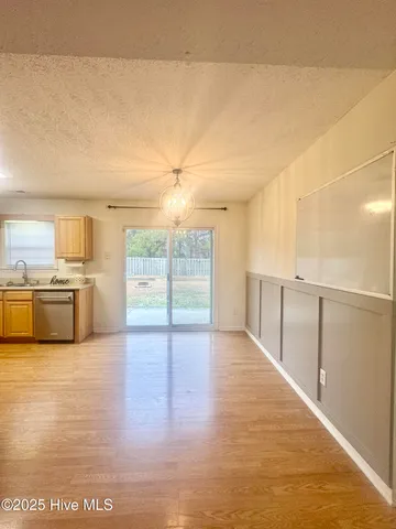 $1,750 | 206 Red Carnation Drive, Holly Ridge, NC 28445