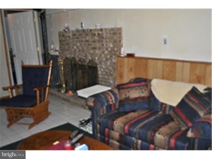 7 Matthews Road Newark, DE 19713 - Photo 3 of 10 Gallery Image 3