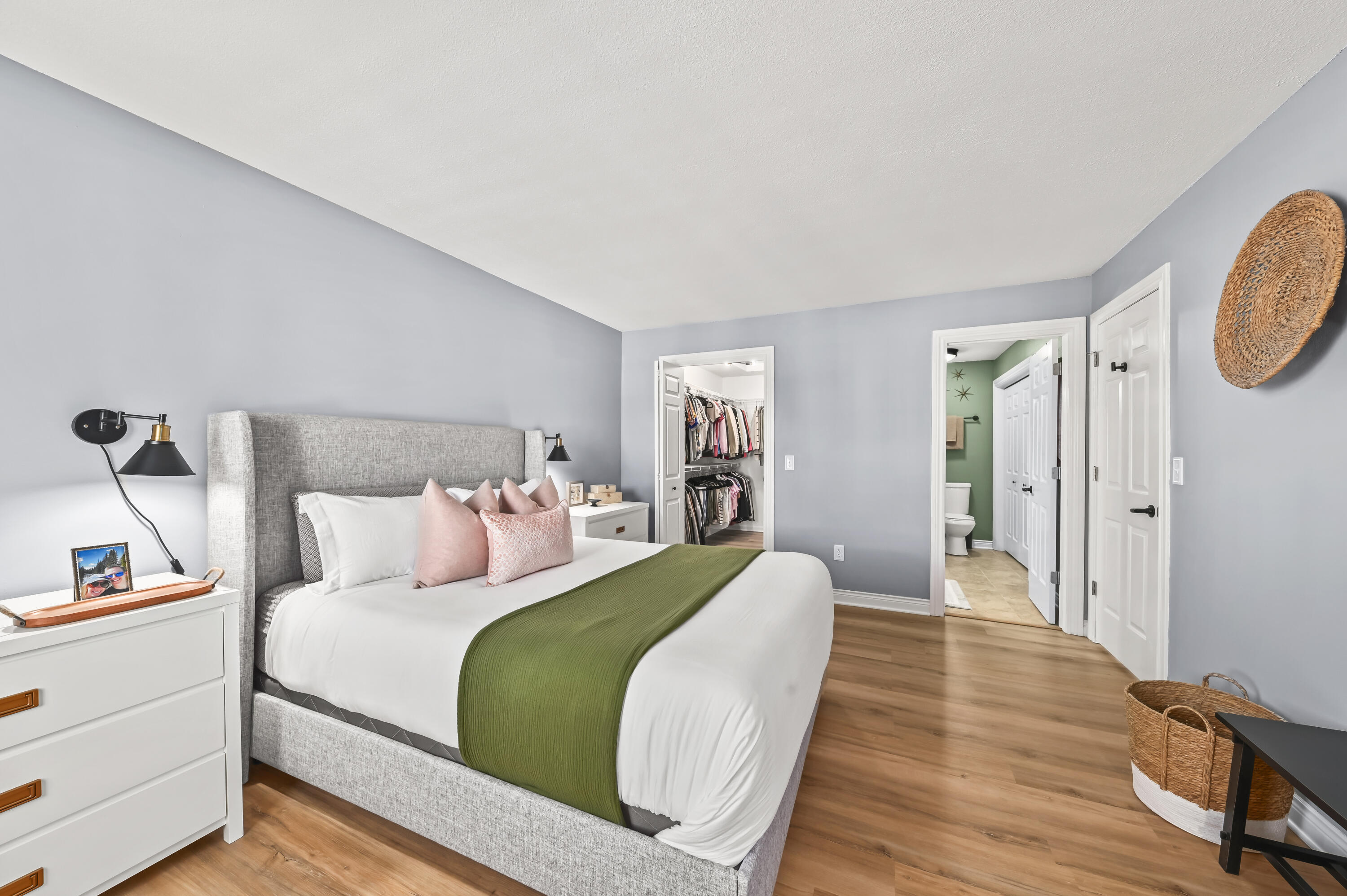 590 Pewaukee Road, Unit E Pewaukee, WI 53072 - Photo 13 of 34 Primary 1