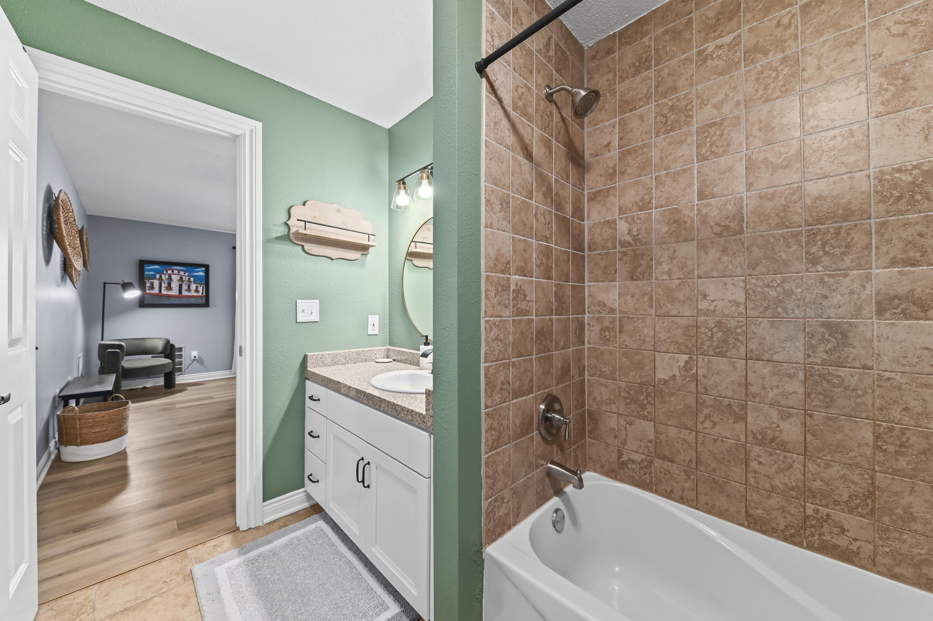 590 Pewaukee Road, Unit E Pewaukee, WI 53072 - Photo 15 of 34 Primary Bathroom 1