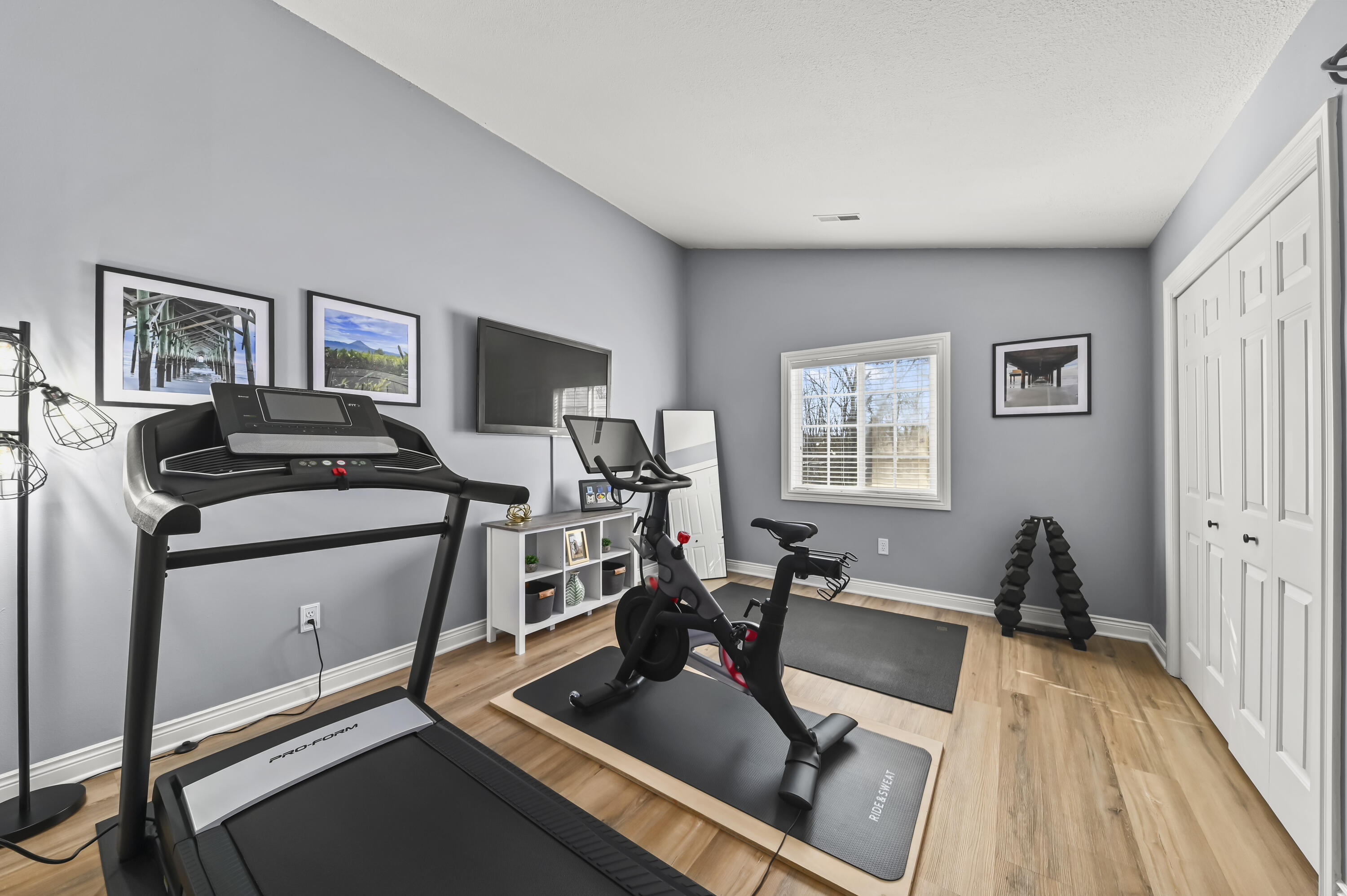 590 Pewaukee Road, Unit E Pewaukee, WI 53072 - Photo 18 of 34 2nd Bedroom