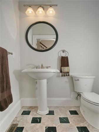 133 Hanson Road Newton, MA 02459 - Photo 17 of 25