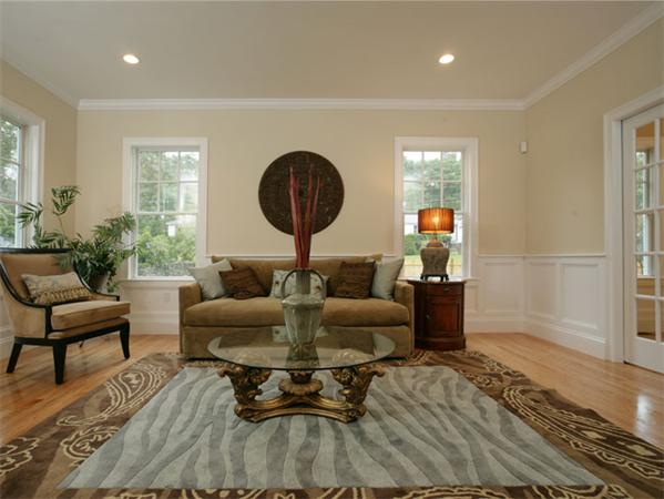 133 Hanson Road Newton, MA 02459 - Photo 3 of 25