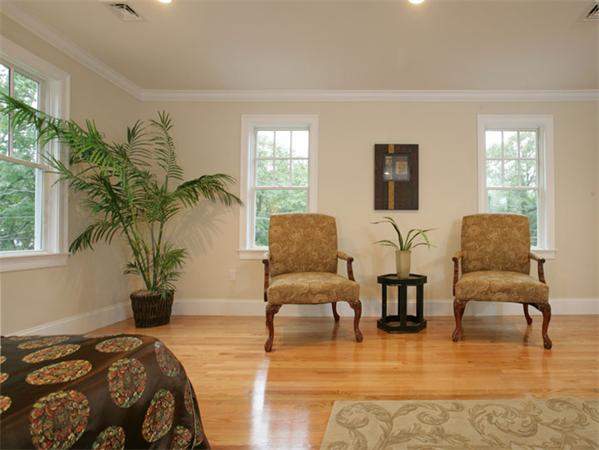 133 Hanson Road Newton, MA 02459 - Photo 9 of 25