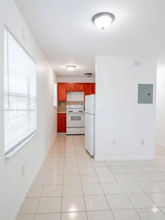 $1,800 | 6270 West Flagler Street, Unit A4, Miami, FL 33144