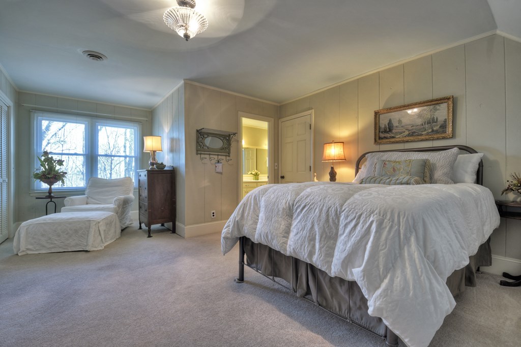 398 New Hope Road Ellijay, GA 30540 - Photo 33 of 70 Upstairs bedroom
