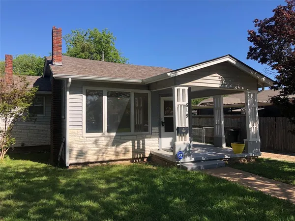 $1,695 | 619 Poplar Street, Abilene, TX 79602