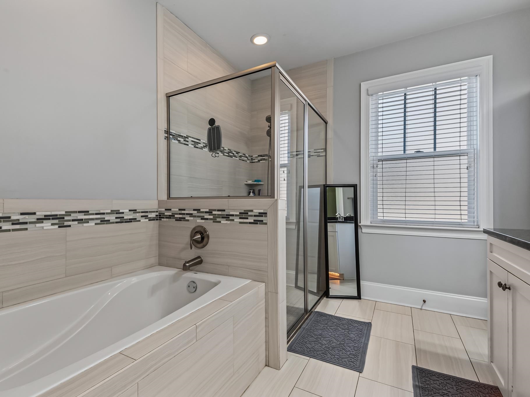 6297 Thomasville Road Tallahassee, FL 32309 - Photo 18 of 48