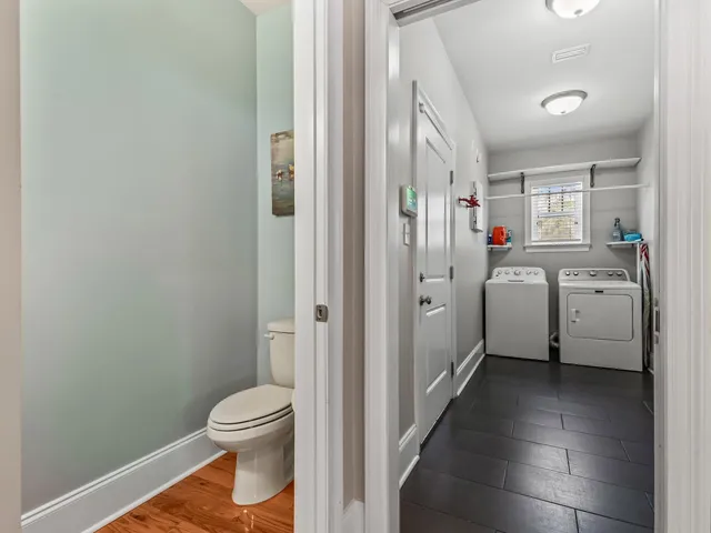 $550,000 | 6297 Thomasville Road, Tallahassee, FL 32309