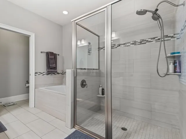 $550,000 | 6297 Thomasville Road, Tallahassee, FL 32309