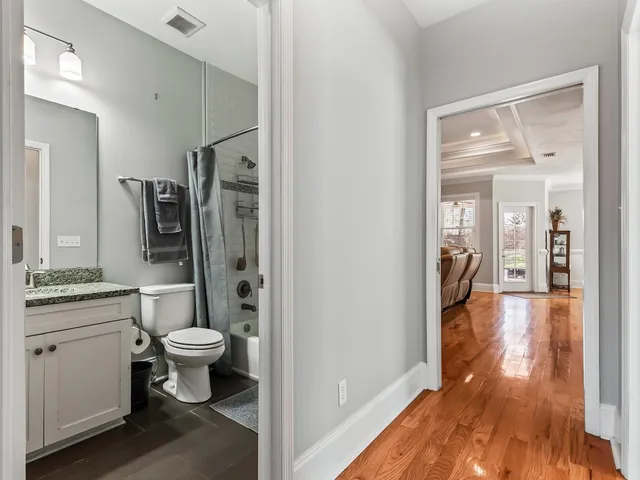 $550,000 | 6297 Thomasville Road, Tallahassee, FL 32309