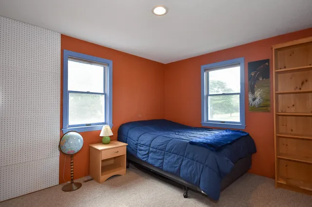 $699,900 | 8 Moharimet Drive, Madbury, NH 03823