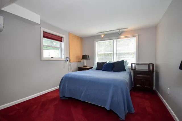 $699,900 | 8 Moharimet Drive, Madbury, NH 03823