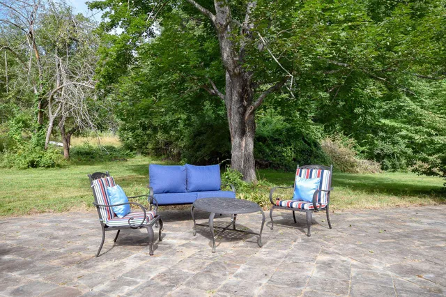 $699,900 | 8 Moharimet Drive, Madbury, NH 03823