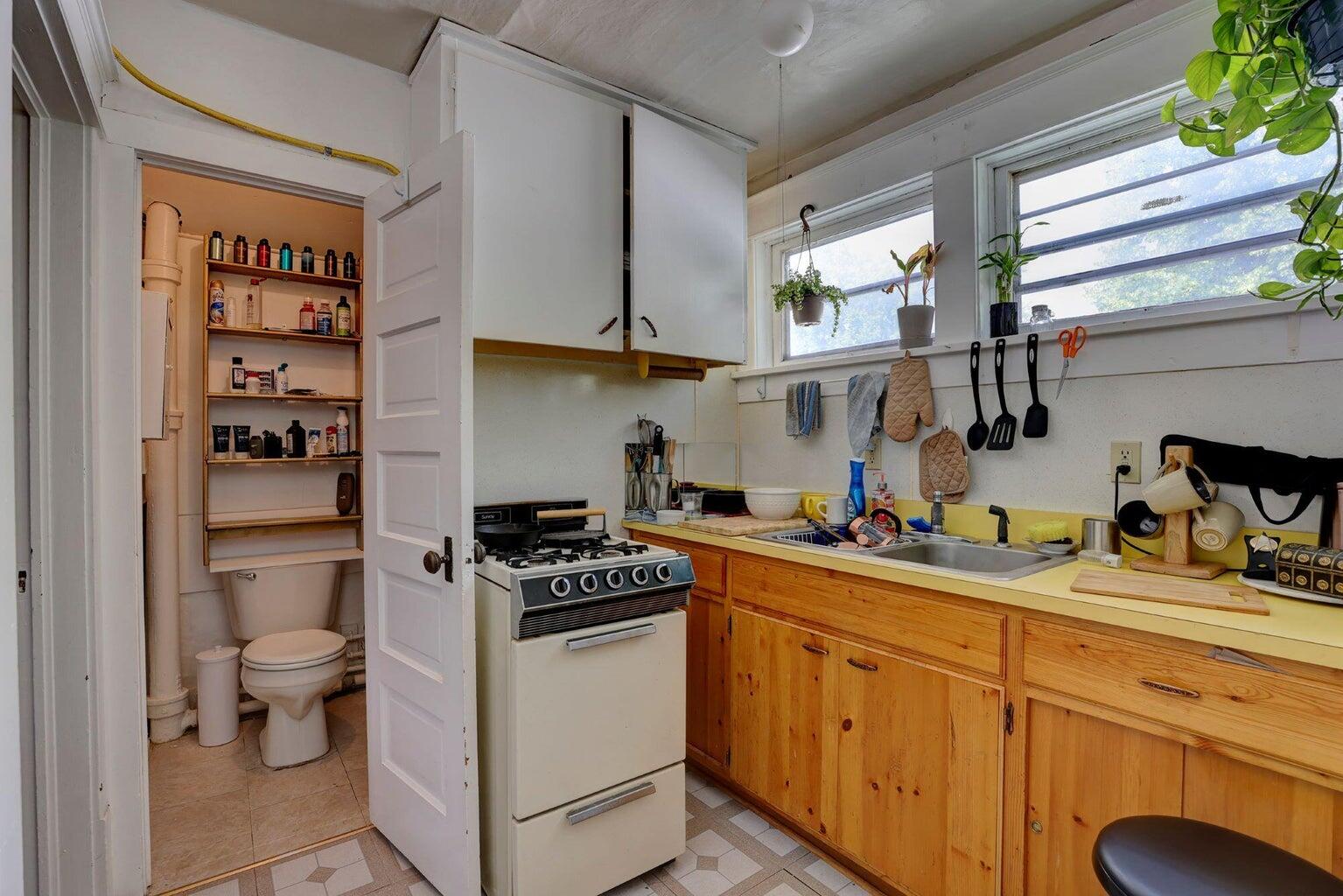 620 West Loucks Street Sheridan, WY 82801 - Photo 24 of 28 Upstairs Kitchen