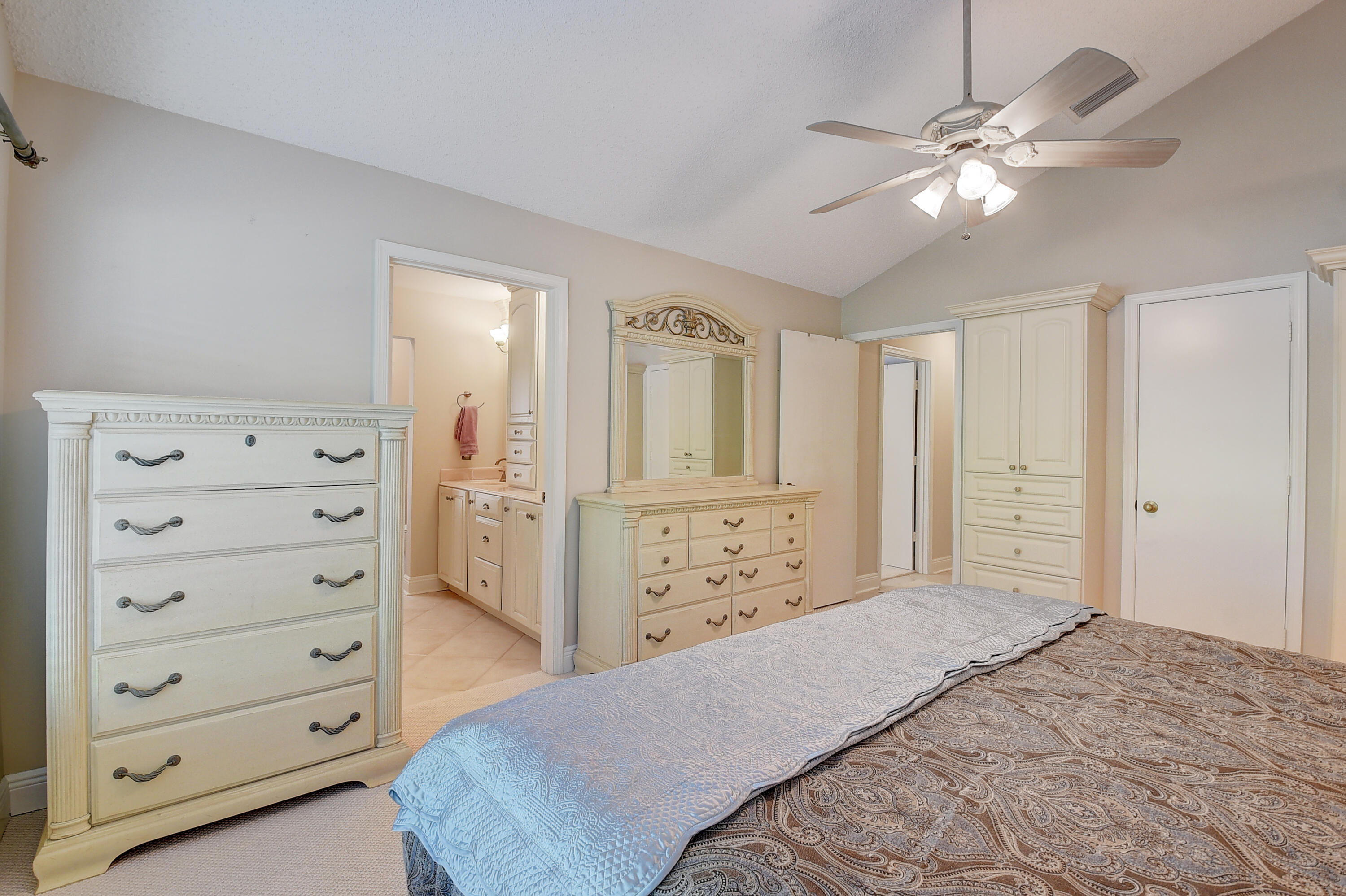 22496 Middletown Drive Boca Raton, FL 33428 - Photo 18 of 29 Walk In Closet