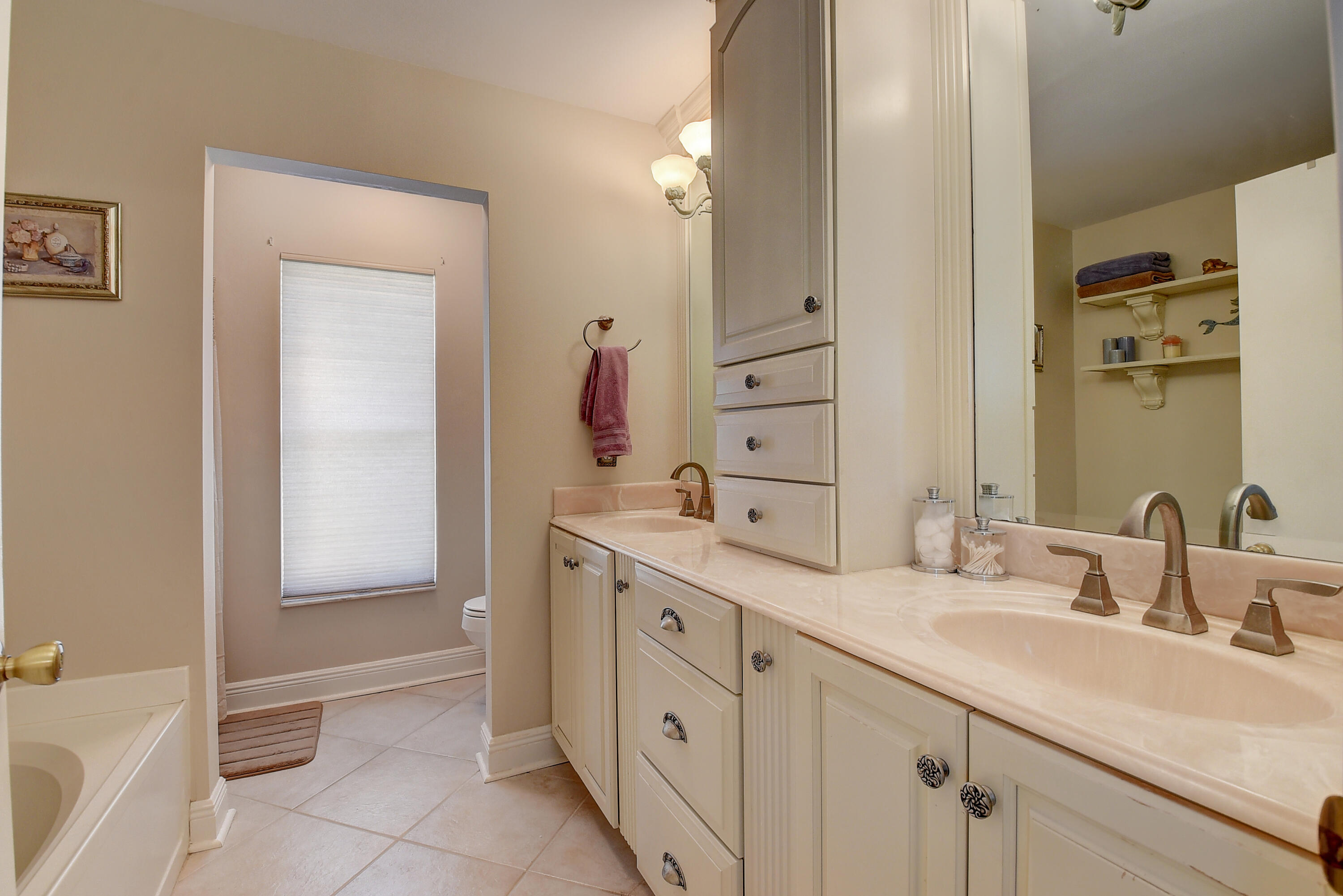 22496 Middletown Drive Boca Raton, FL 33428 - Photo 19 of 29 Double Vanity