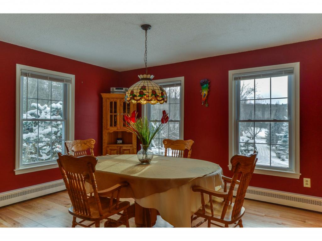 919 Hillview Road Richmond, VT 05477 - Photo 6 of 36 Gallery Image 6
