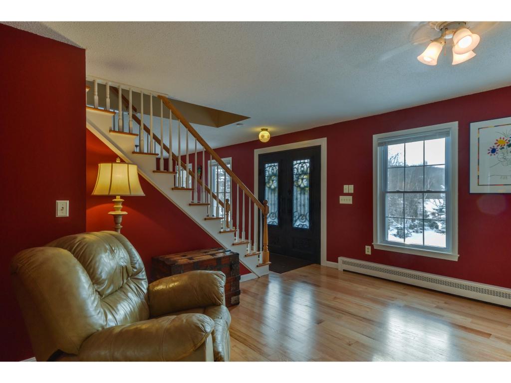 919 Hillview Road Richmond, VT 05477 - Photo 7 of 36 Gallery Image 7