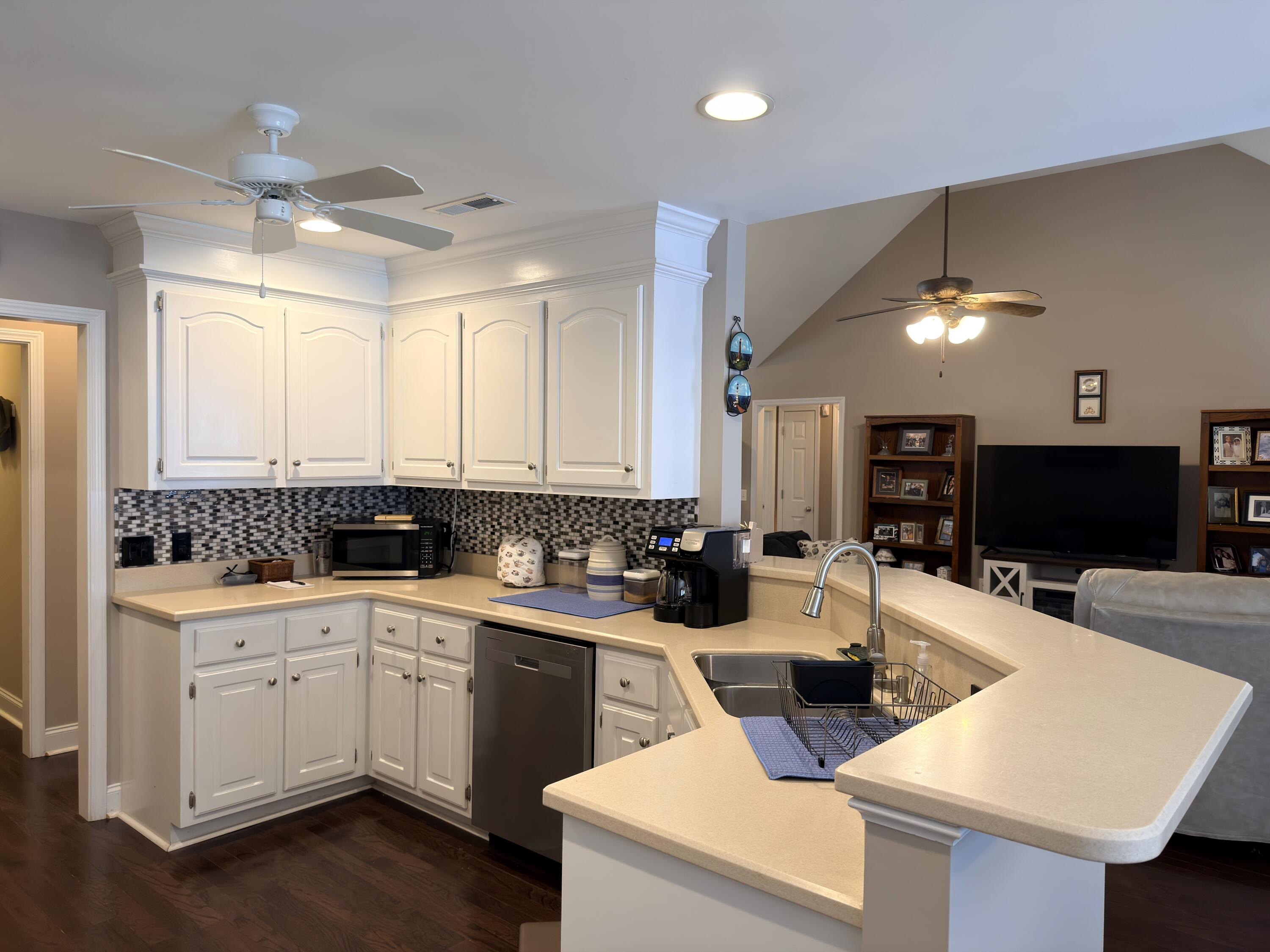 3230 Debidue Lane Sumter, SC 29150 - Photo 15 of 34 IMG_1868