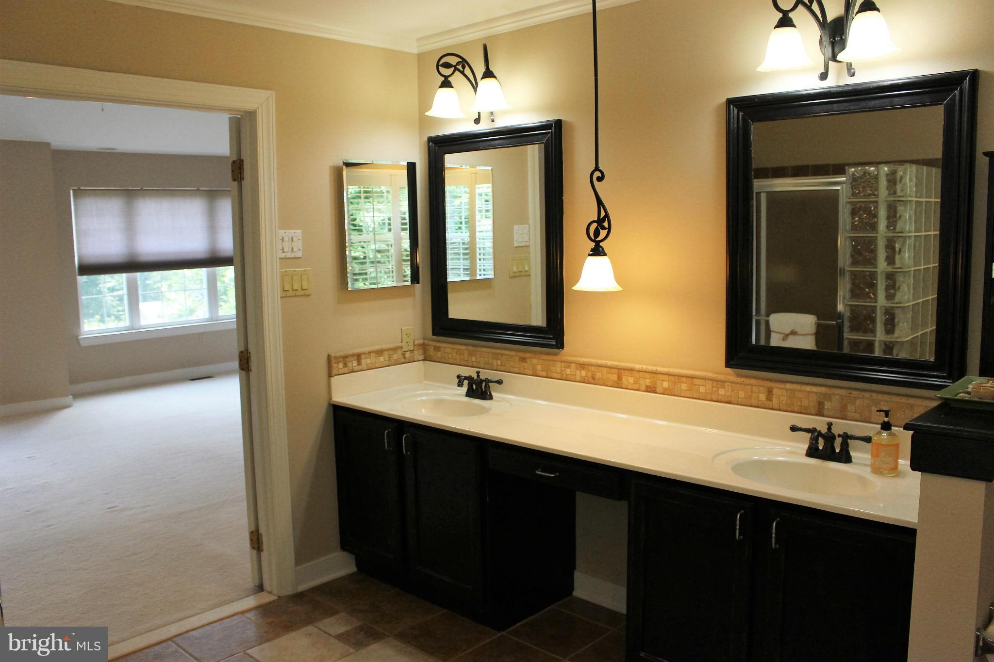 505 Stratford Road Fallston, MD 21047 - Photo 11 of 27 Bath (Master)