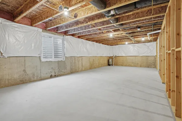 $339,900 | 48405 Silver Oaks West, Mattawan, MI 49071