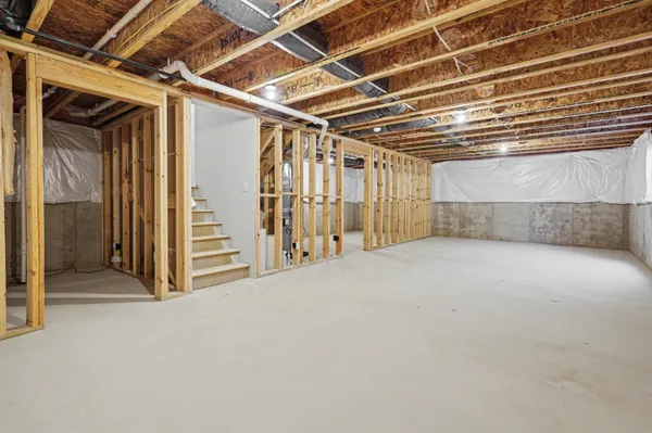 $339,900 | 48405 Silver Oaks West, Mattawan, MI 49071