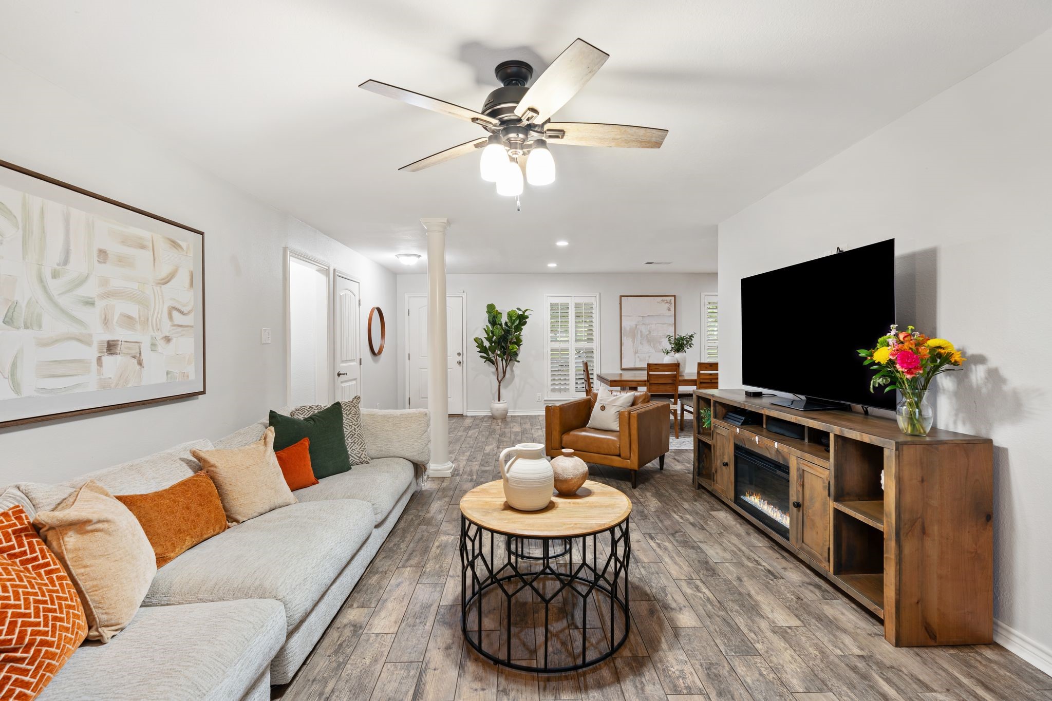 5658 Cartagena Street Houston, TX 77035 - Photo 8 of 33
