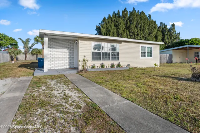 $1,800 | 2395 Port Malabar Boulevard Northeast, Palm Bay, FL 32905
