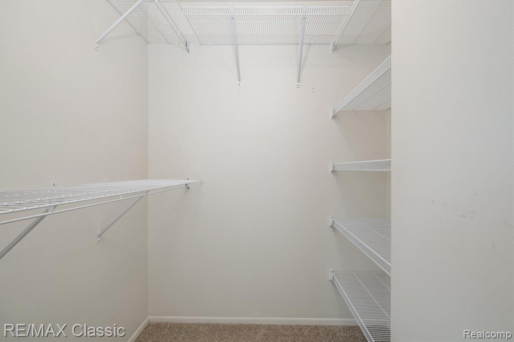 15872 Summit Court Macomb, MI 48044 - Photo 18 of 44 Gallery Image 18