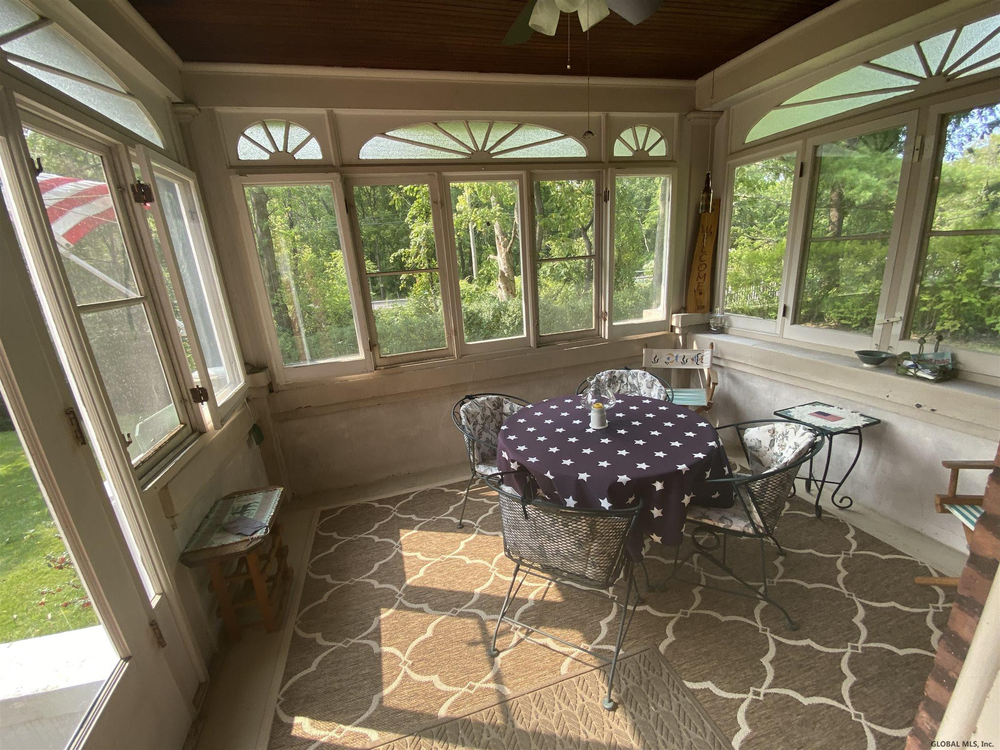 1576 River Road Castleton-on-Hudson, NY 12033 - Photo 4 of 38 Photo 4