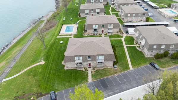 $349,000 | 3622 Lakeshore Drive, Unit G12, St. Joseph, MI 49085