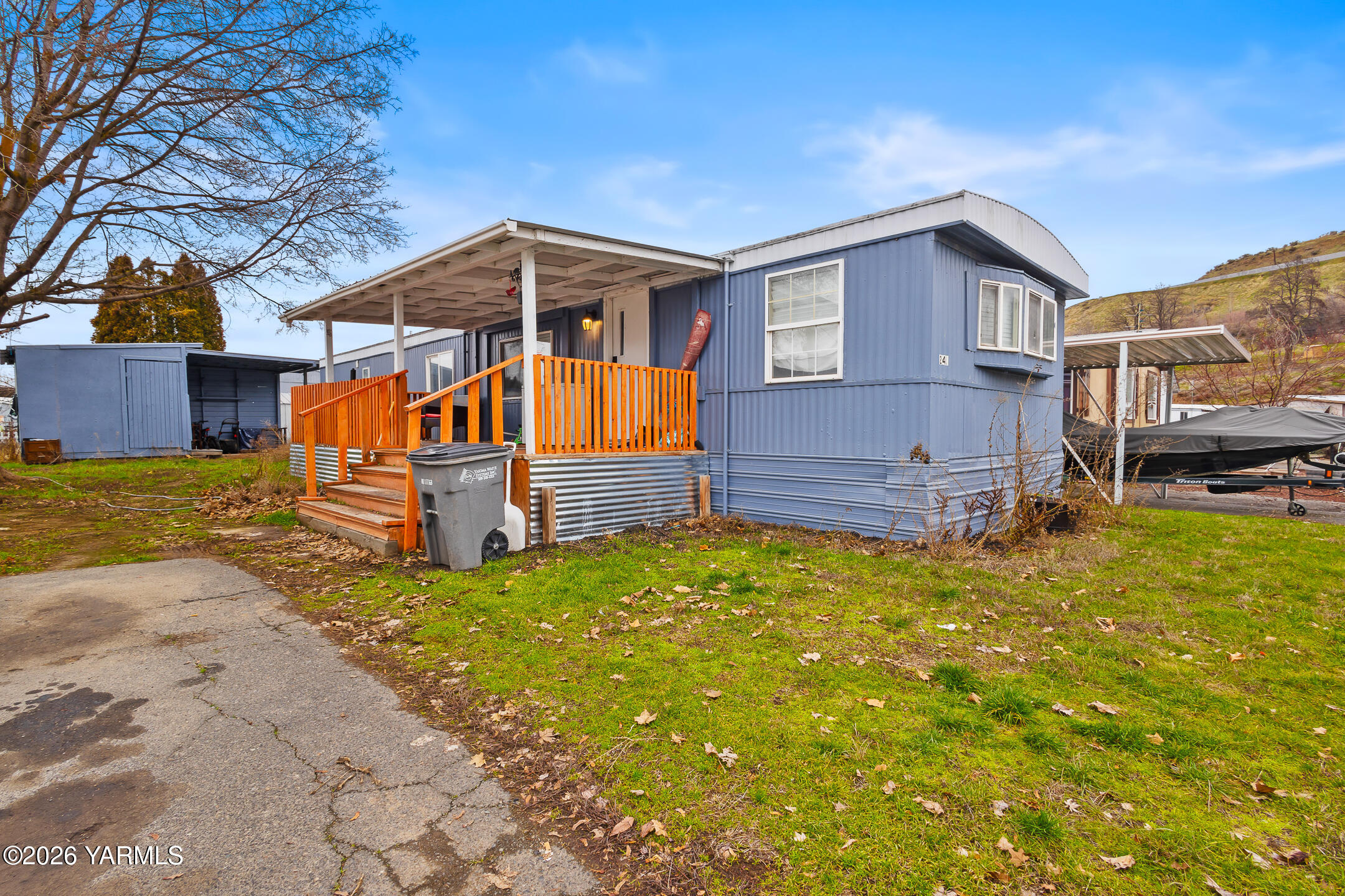 2205 Butterfield Road, Unit 241 Yakima, WA 98901 - Photo 2 of 17 2205 Butterfield Rd Lot 241-1