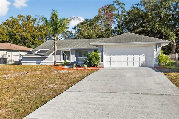 $329,900 | 8078 Pagoda Drive, Spring Hill, FL 34606