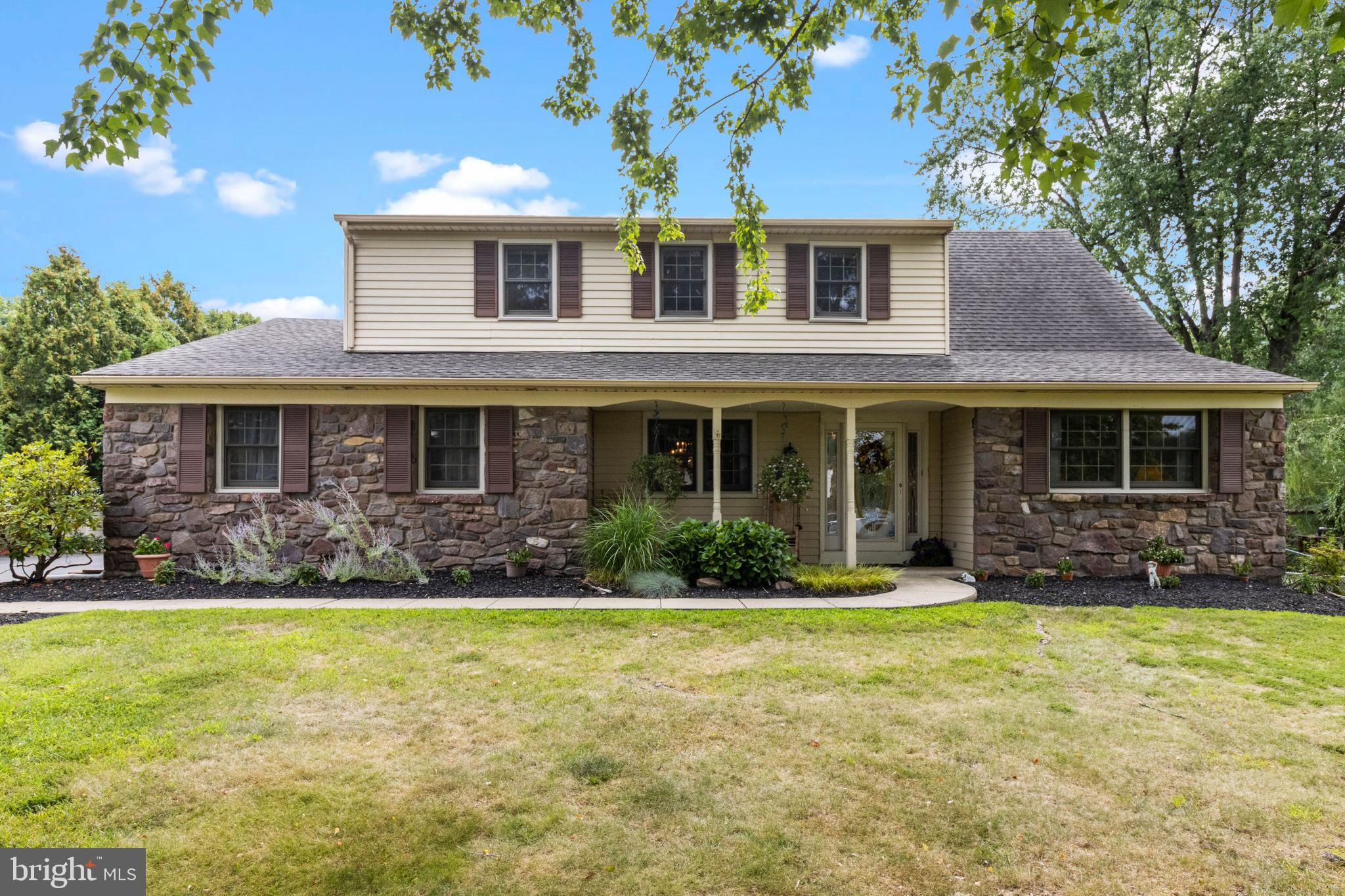 1081 Lavera Road Warminster, PA 18974 - Photo 1 of 40 Exterior Front