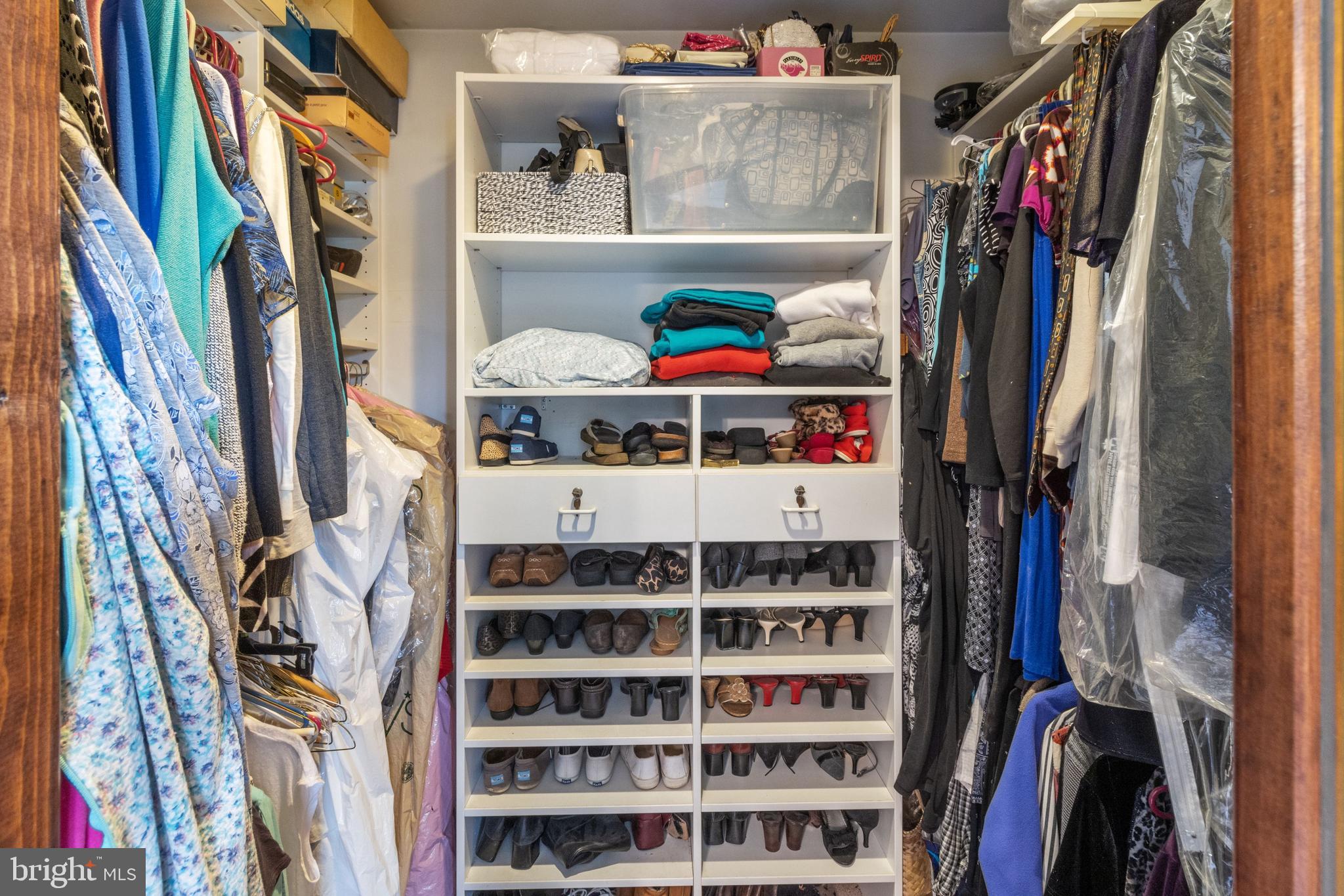 1081 Lavera Road Warminster, PA 18974 - Photo 24 of 40 Master Walk-In Closet