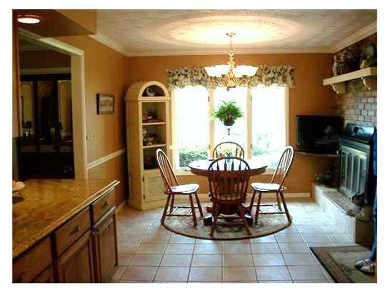 326 Jones Road Cabot, PA 16023 - Photo 3 of 25 Kitchen.