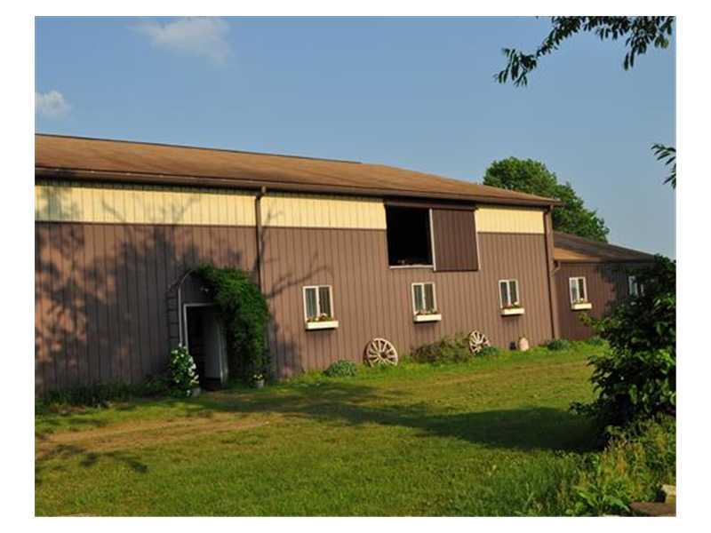 326 Jones Road Cabot, PA 16023 - Photo 8 of 25 Stable/Barn.
