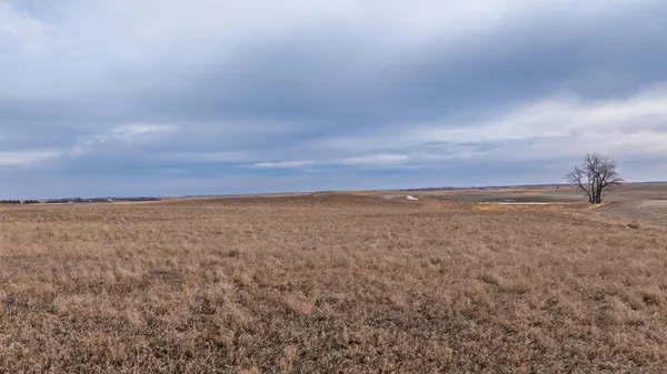 $1 | 18 St Nw Parcel 4 Turtle Lake, Turtle Lake, ND 58575