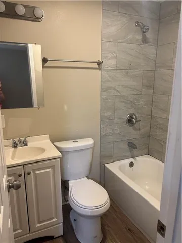 $1,400 | 2002 Pace Boulevard, Unit 101, New Orleans, LA 70114