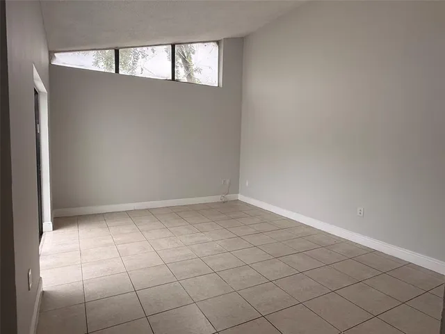 $2,600 | 4530 Northwest 185th Street, Unit 4530, Miami Gardens, FL 33055