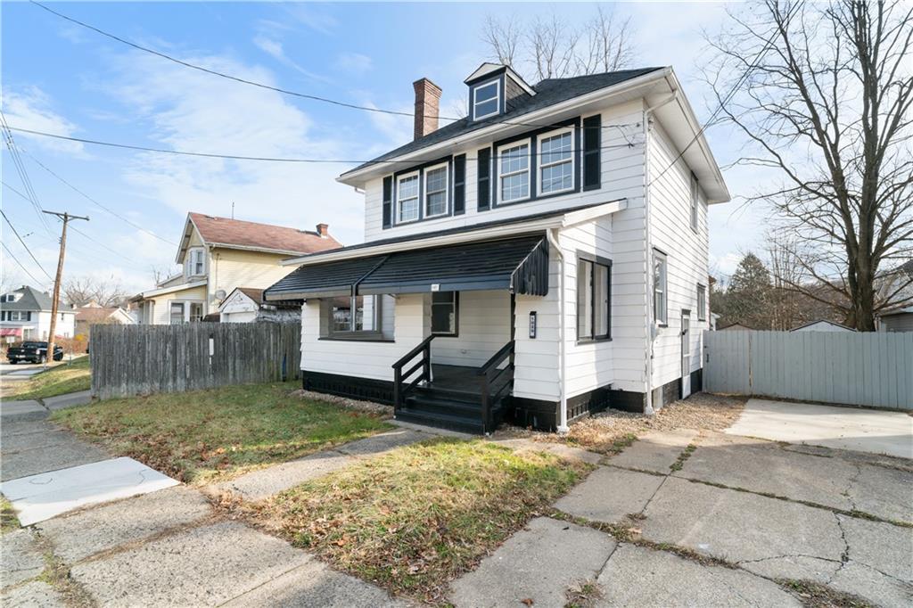 1029 Irwin Street Aliquippa, PA 15001 - Photo 3 of 34 /Side House