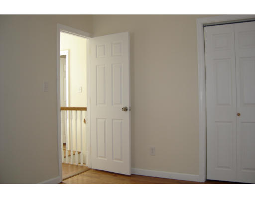 52 Spring Street Cambridge, MA 02141 - Photo 10 of 13 Gallery Image 10