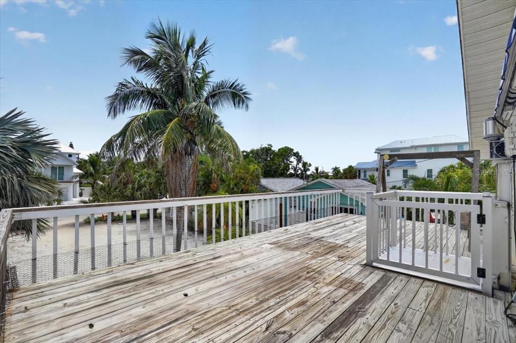 524 Spring Avenue Anna Maria, FL 34216 - Photo 25 of 38 Gallery Image 25