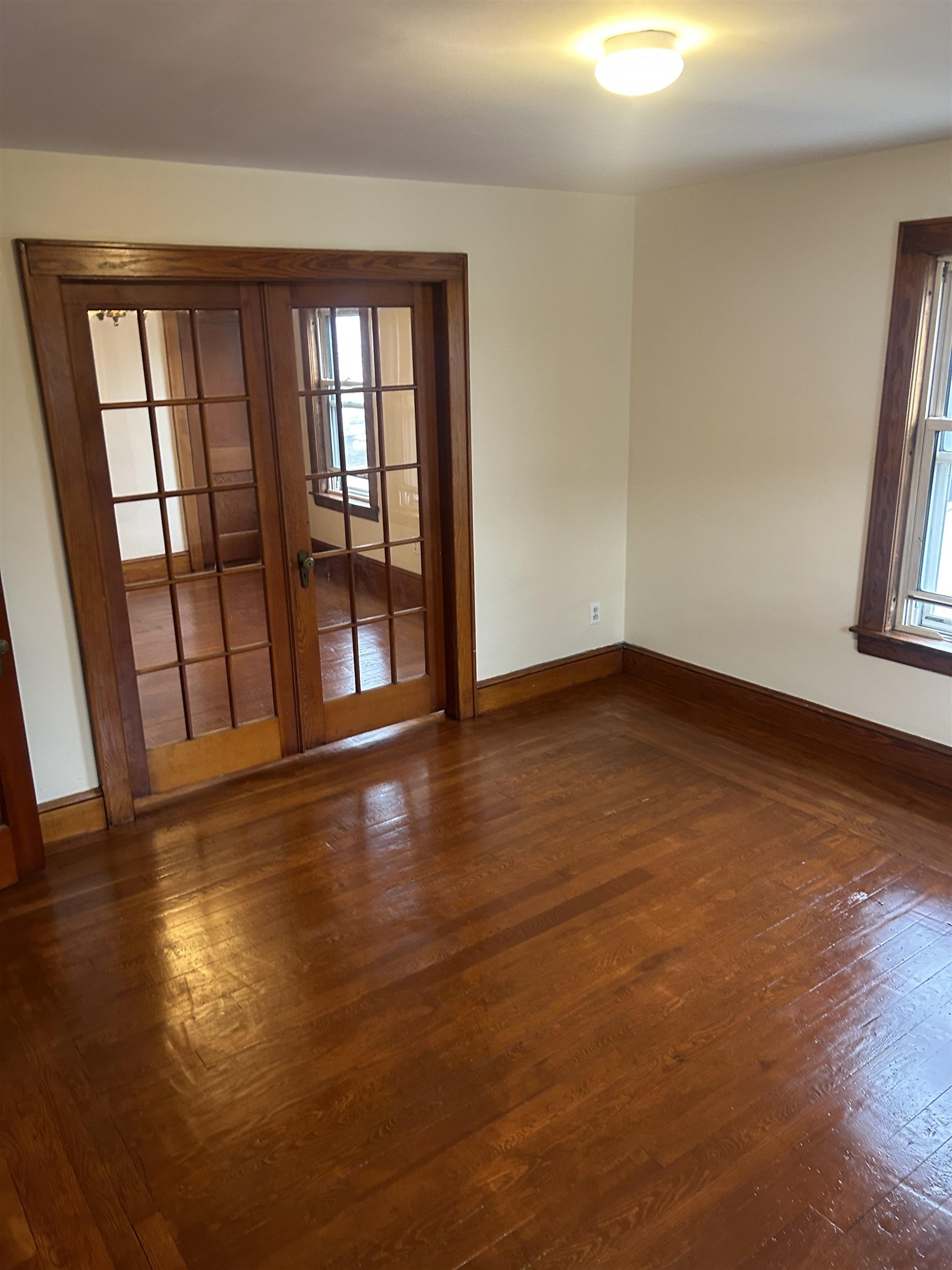 162 Beech Street Manchester, NH 03103 - Photo 3 of 11