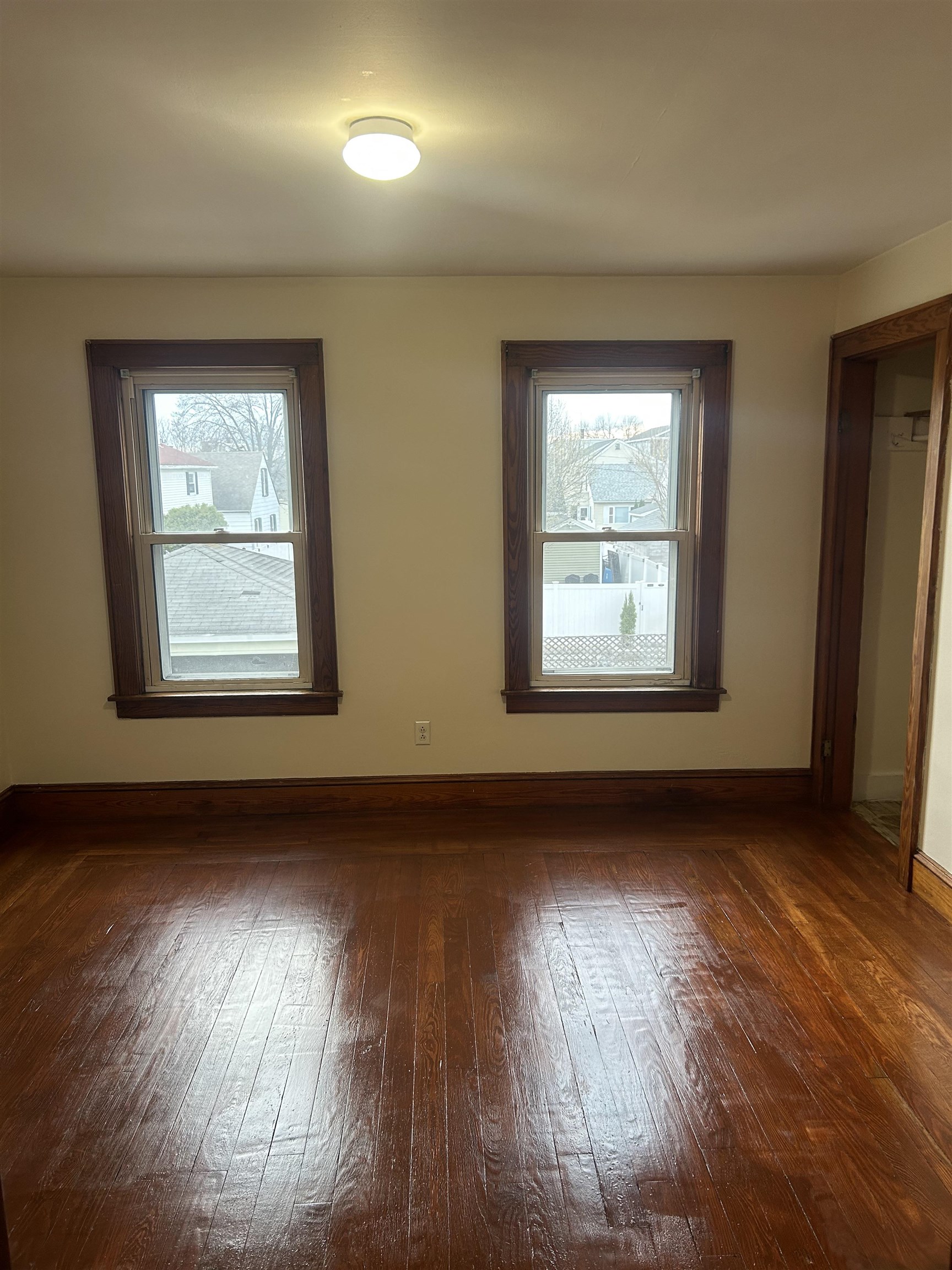 162 Beech Street Manchester, NH 03103 - Photo 4 of 11