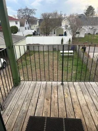 $1,750 | 162 Beech Street, Manchester, NH 03103