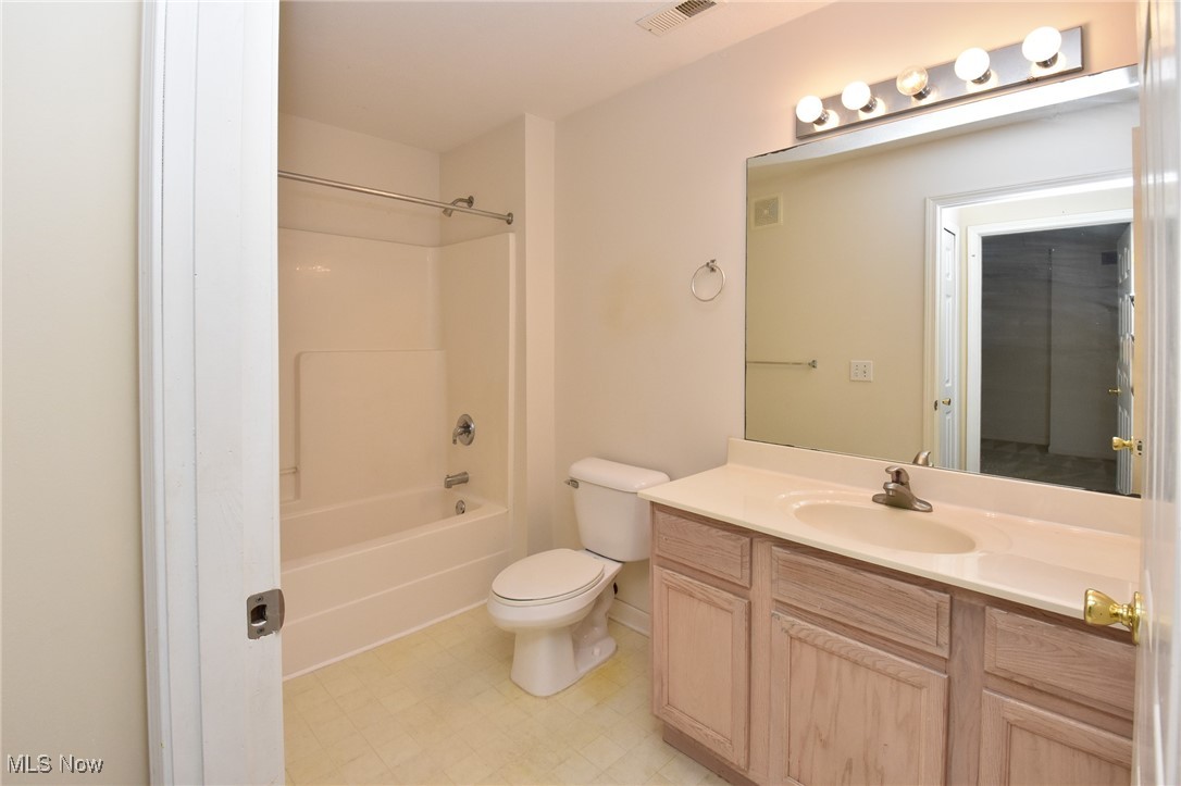 28340 Center Ridge Road, Unit 116 Westlake, OH 44145 - Photo 14 of 17